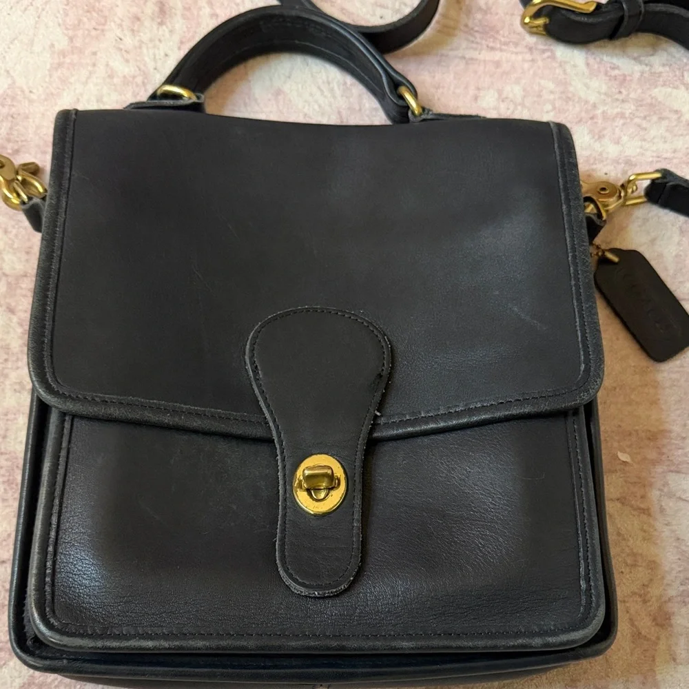 Vintage Coach Black Crossbody Bag - Picture 2 of 6